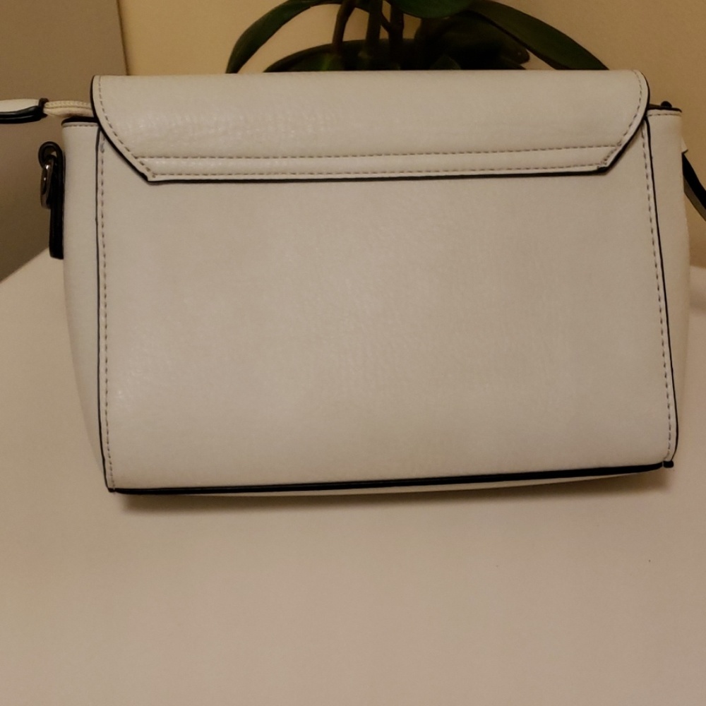 🔥Sale 🔥New Free people floral clutch - Picture 2 of 6